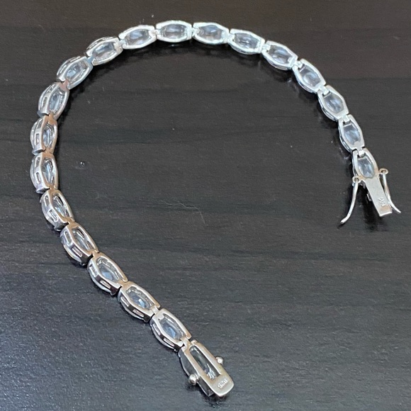 Vintage FAS 925 Stamped Sterling Silver CZ Cubic Zirconia Tennis Bracelet - Picture 9 of 16